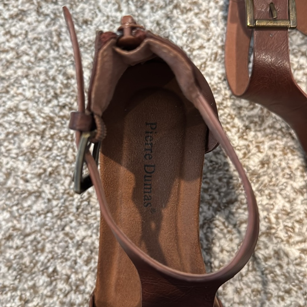Wedge sandal - Picture 2 of 2